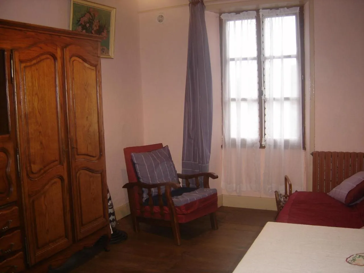 Vakantiehuis Maison De Caractere Renovee Sainte-Colombe