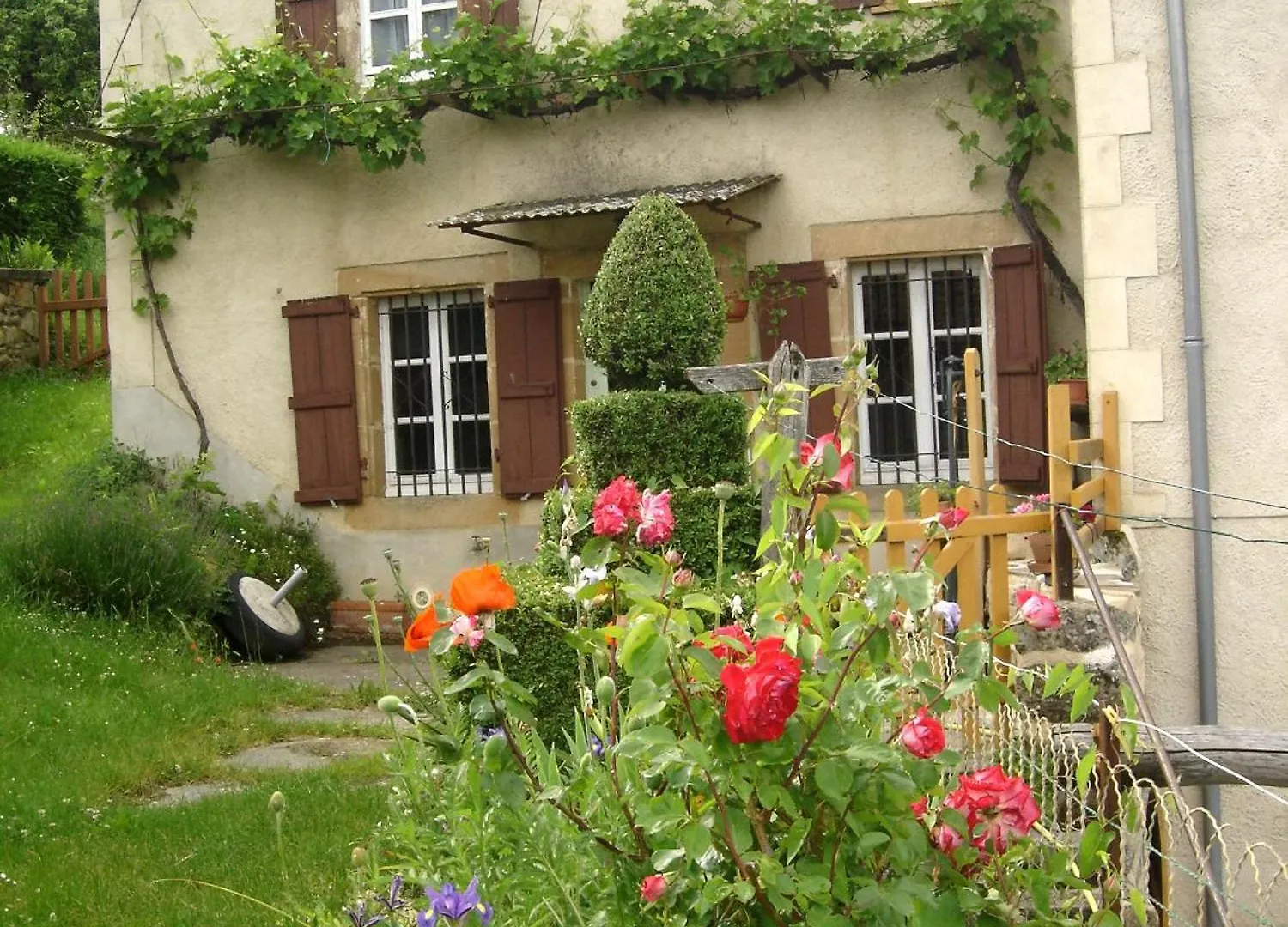Maison De Caractere Renovee Sainte-Colombe